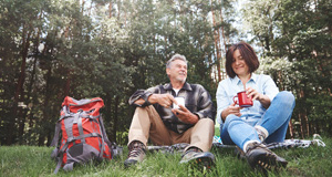 Movement_Disorders_Couple_Hiking_In_Forest_320x160.jpg